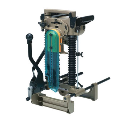 MAKITA ŽAGA VERIŽNA ZA ŽLEBOVE 7104L